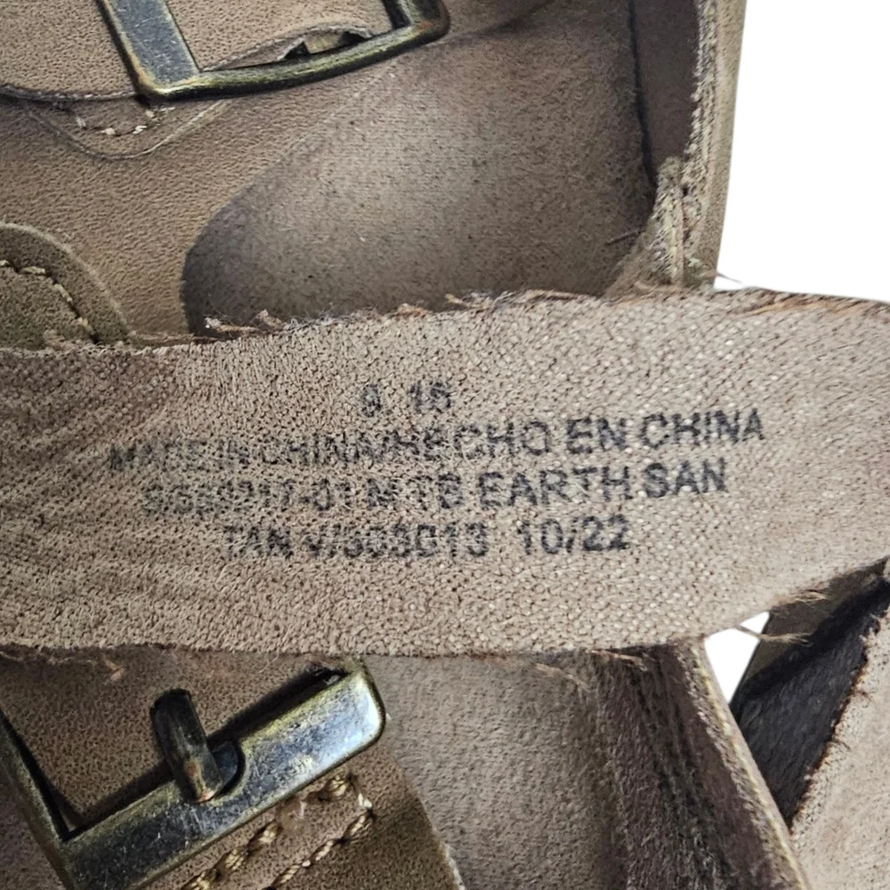Old Navy Kids' Size 9 Tan Brown Triple Buckle Faux Leather Sandals